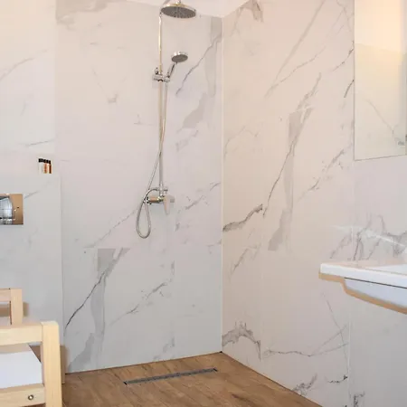 Apartamento Amazing In With Sauna *